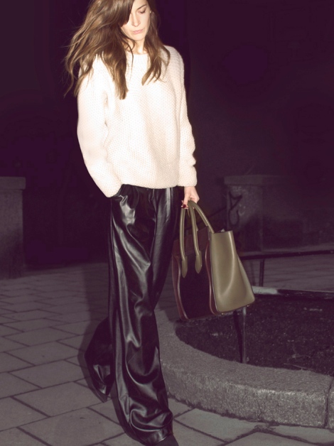 TREND_INSPIRATION_LEATHER_BAGGY_SWEATPANTS_THEXTYLE_ SS-2014_LOOSE